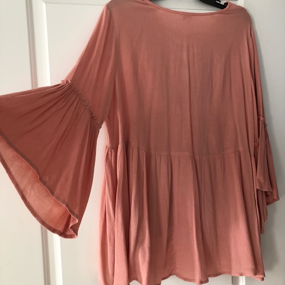 Umgee top SOLD - Picture 2 of 2